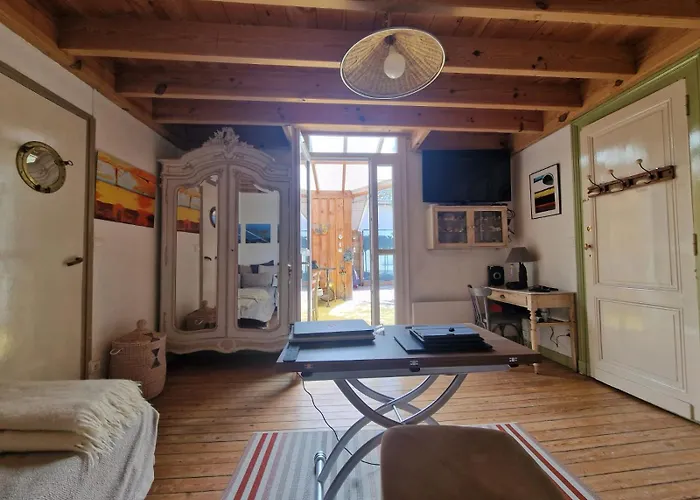 Fleur Des Bois Pensionat 4*